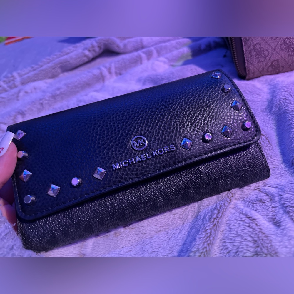 Michael Kors wallet